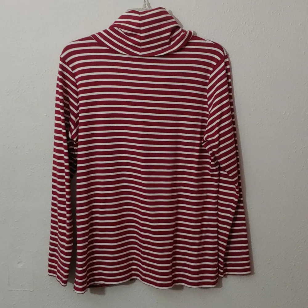 L.L. Bean Women's Size Medium 100% Supine Cotton Cowlneck Top - Picture 5 of 5
